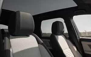   Land Rover Discovery Sport HSE - 2023