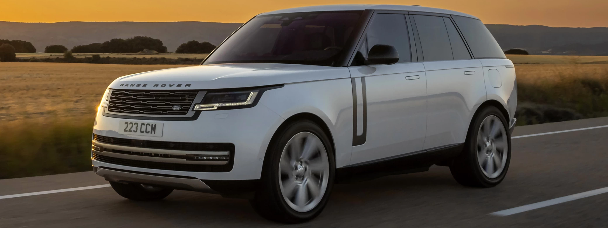   Range Rover HSE P440e - 2022 - Car wallpapers