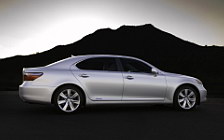   Lexus LS600h L - 2008