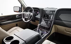   Lincoln Navigator - 2014