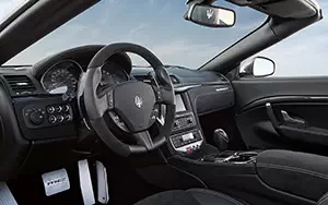   Maserati GranCabrio MC - 2013