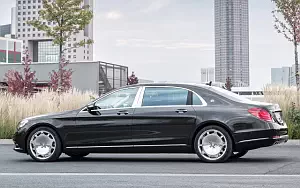   Mercedes-Maybach S600 - 2015