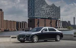   Mercedes-Maybach S 580 4MATIC (Nautical Blue/High-Tech Silver) - 2021