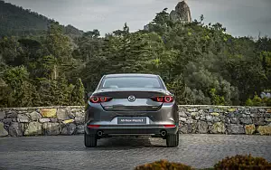   Mazda 3 Sedan US-spec - 2019