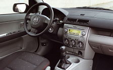   Mazda 2 - 2003