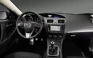   Mazda 3 Sedan - 2011