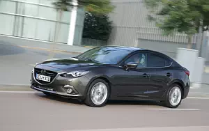   Mazda 3 Sedan - 2013