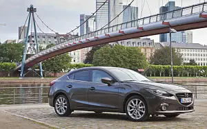   Mazda 3 Sedan - 2013