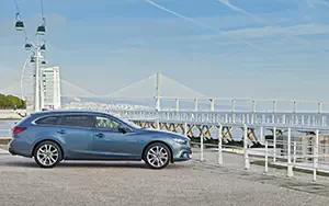   Mazda 6 Wagon - 2013