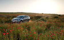   Mazda CX-7 - 2010