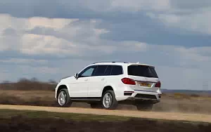   Mercedes-Benz GL350 BlueTEC AMG Sports Package UK-spec - 2013