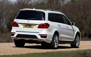   Mercedes-Benz GL350 BlueTEC AMG Sports Package UK-spec - 2013