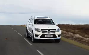   Mercedes-Benz GL350 BlueTEC AMG Sports Package UK-spec - 2013