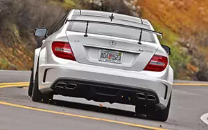   Mercedes-Benz C63 AMG Black Series Coupe US-spec - 2013