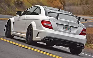   Mercedes-Benz C63 AMG Black Series Coupe US-spec - 2013