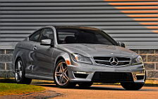   Mercedes-Benz C63 AMG Coupe US-spec - 2012