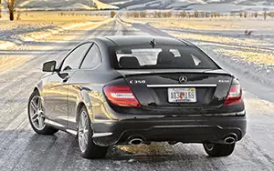   Mercedes-Benz C350 4MATIC Coupe US-spec - 2013