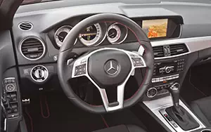   Mercedes-Benz C350 Sport Package Plus US-spec - 2013