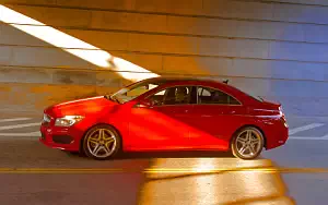   Mercedes-Benz CLA250 AMG Sports Package US-spec - 2014