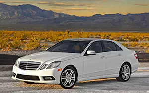   Mercedes-Benz E550 Sport US-spec - 2010