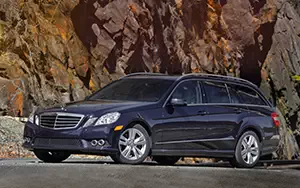   Mercedes-Benz E350 4MATIC Wagon US-spec - 2011