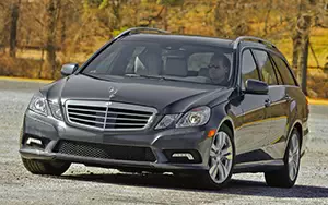   Mercedes-Benz E350 4MATIC Wagon US-spec - 2011