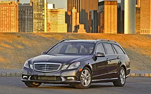   Mercedes-Benz E350 4MATIC Wagon US-spec - 2011