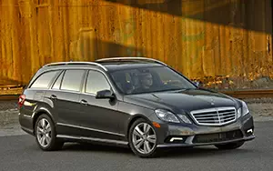   Mercedes-Benz E350 4MATIC Wagon US-spec - 2011