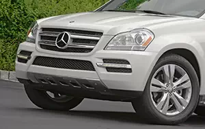   Mercedes-Benz GL350 BlueTEC US-spec - 2010