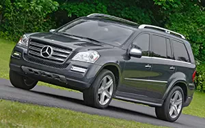   Mercedes-Benz GL550 US-spec - 2010