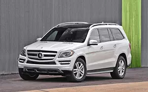   Mercedes-Benz GL350 BlueTEC US-spec - 2013