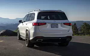   Mercedes-Benz GLS 580 4MATIC AMG Line (Diamond White) US-spec - 2019