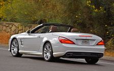   Mercedes-Benz SL550 US-spec - 2013