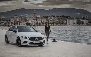   Mercedes-Benz A 200 AMG Line - 2018