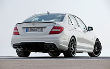   Mercedes-Benz C63 AMG - 2011