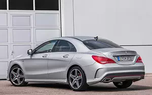   Mercedes-Benz CLA250 Sport - 2013