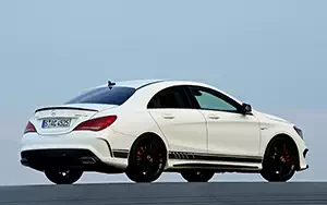   Mercedes-Benz CLA45 AMG Edition 1 - 2013