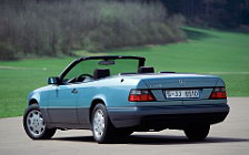   Mercedes-Benz E220 Cabriolet A124 - 1992-1997