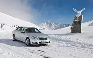   Mercedes-Benz E350 4MATIC - 2009