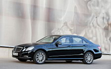   Mercedes-Benz E-class Guard - 2011