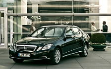   Mercedes-Benz E-class Guard - 2011