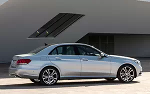   Mercedes-Benz E350 4MATIC - 2013