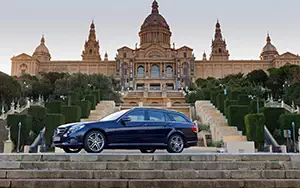   Mercedes-Benz E400 Estate - 2013