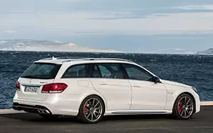   Mercedes-Benz E63 AMG S-Model Estate - 2013