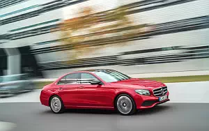   Mercedes-Benz E 220 d Avantgarde - 2016