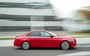   Mercedes-Benz E 220 d Avantgarde - 2016