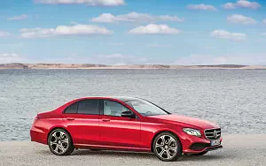   Mercedes-Benz E 220 d Avantgarde - 2016