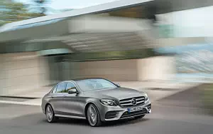   Mercedes-Benz E 400 4MATIC AMG Line - 2016