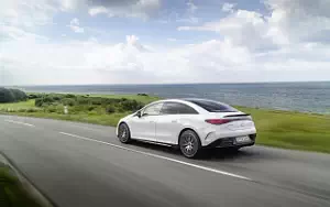   Mercedes-AMG EQE 53 4MATIC+ (Diamond White Metallic) - 2022