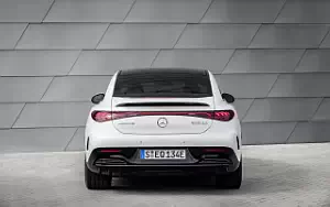   Mercedes-AMG EQE 53 4MATIC+ (Diamond White Metallic) - 2022